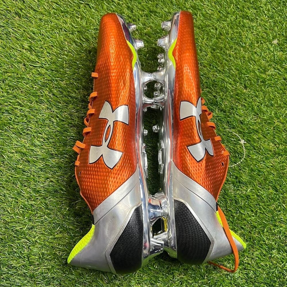 Under Armour Men's Orange Silver Speedform Football Cleats Size 16